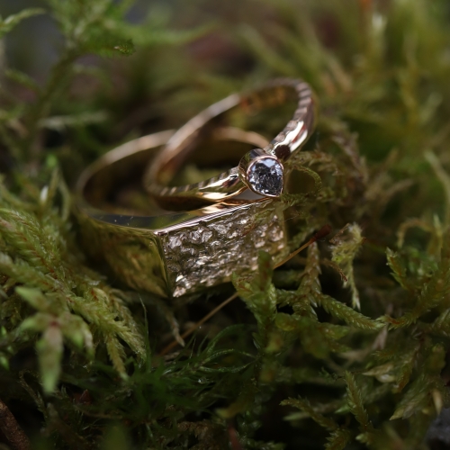 0C3E3359-E8D7-4858-8E3A-89580A7558A5